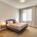 Golden Horizon Residence Luxury Apartments 3Bd